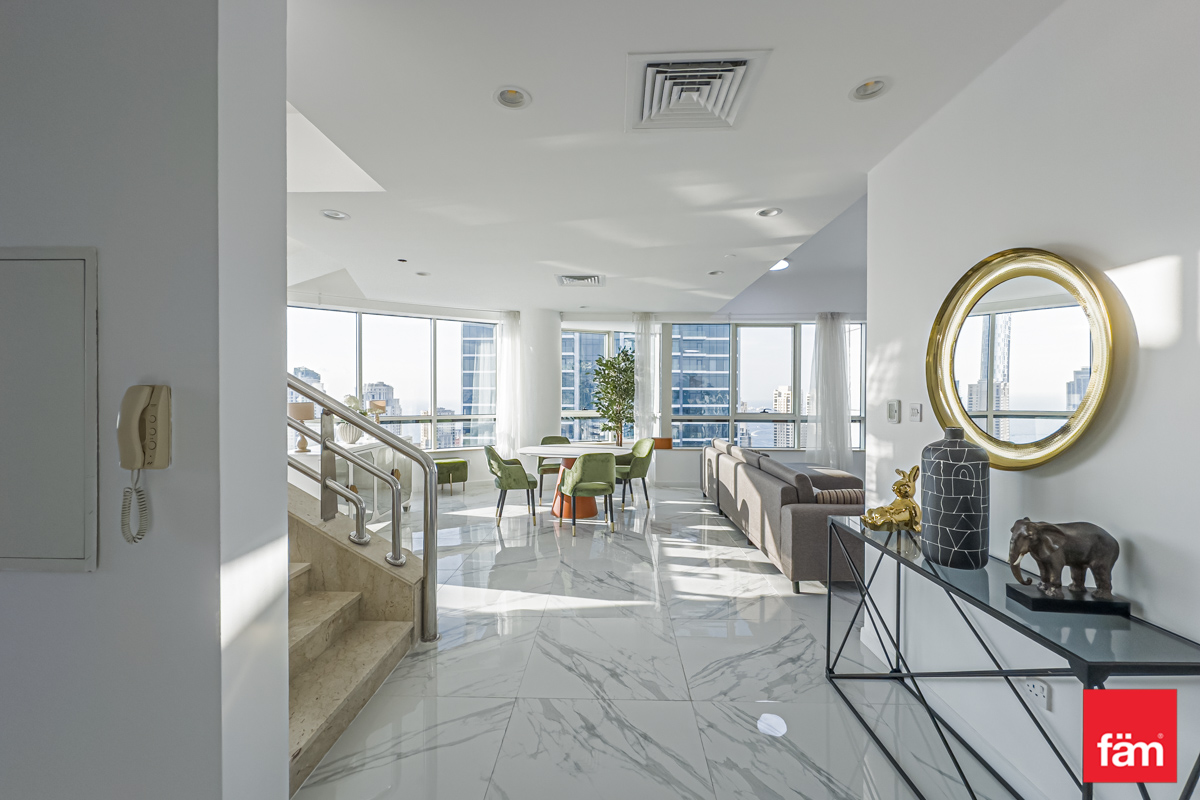 Direct Metro Access DMCC | Furnished | High Floor-22