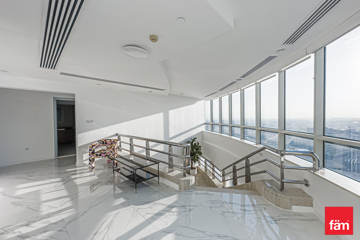 Direct Metro Access DMCC | Furnished | High Floor-18