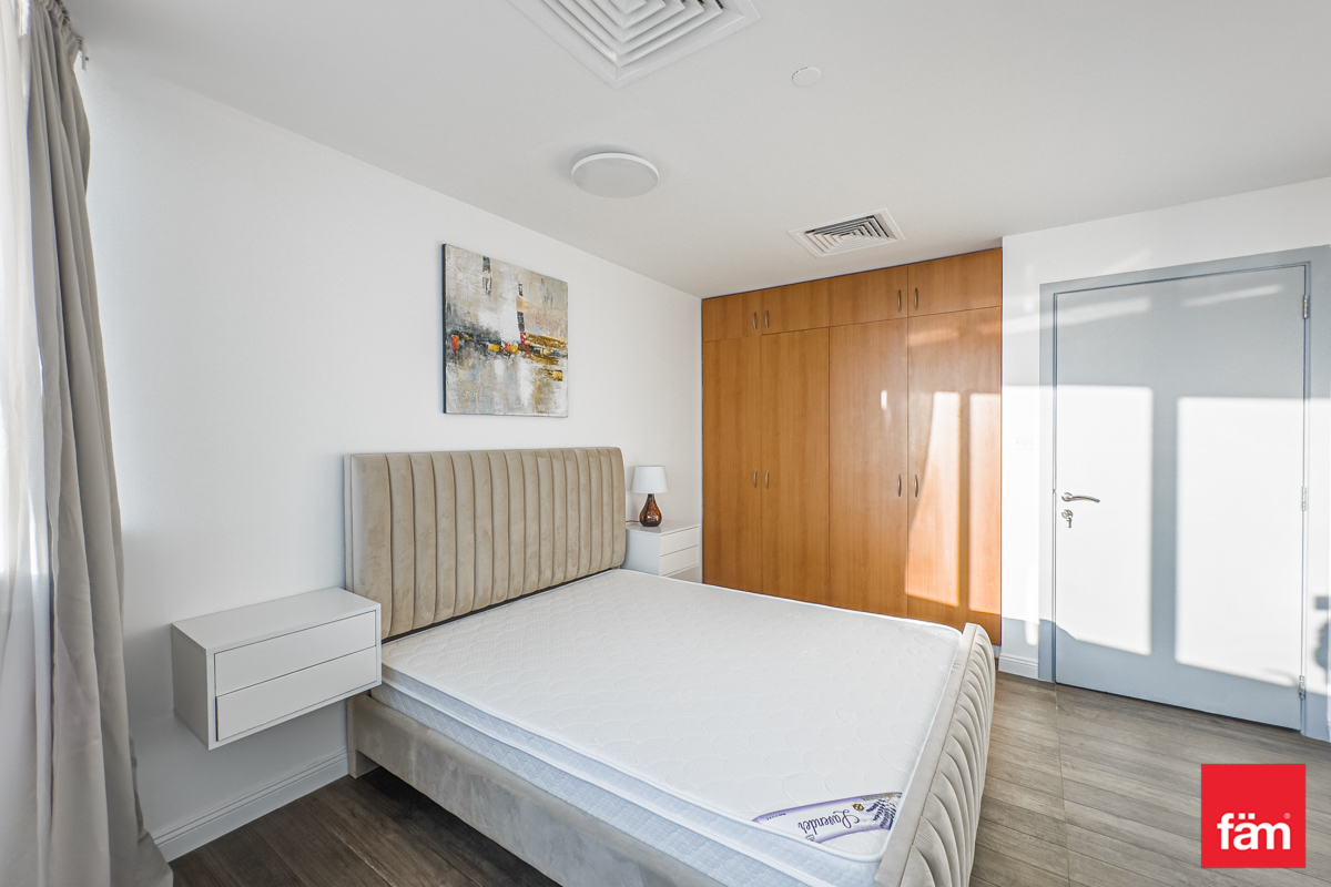 Direct Metro Access DMCC | Furnished | High Floor-6