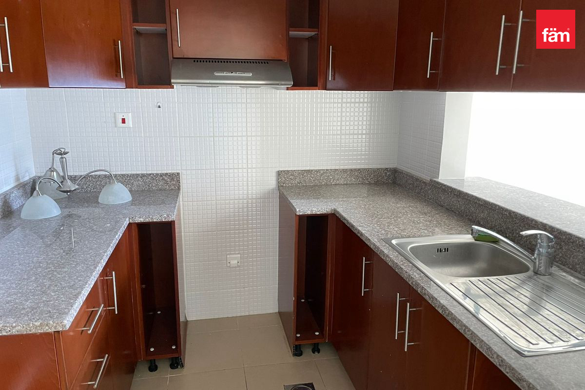 CHILLER FREE | HIGH FLOOR | DUPLEX | LAKE VIEW-7