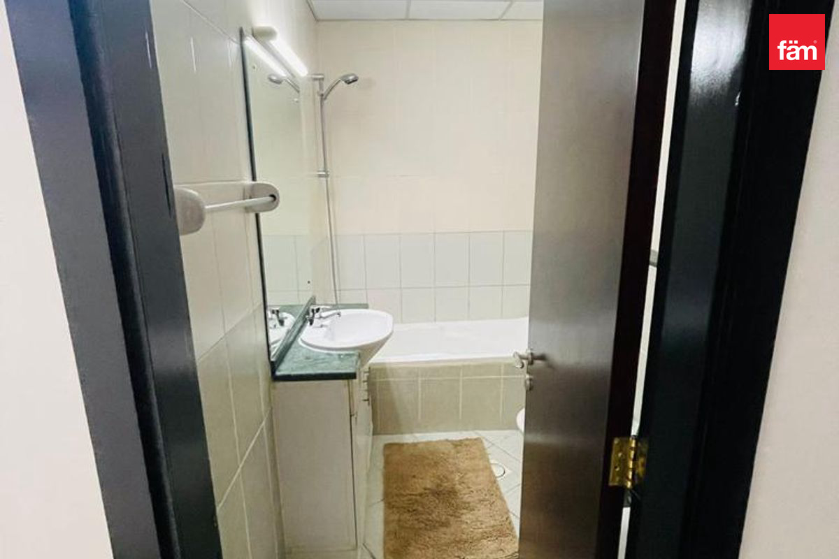 Fully Furnished|Ready to Move|High Floor|EXCLUSIVE-10