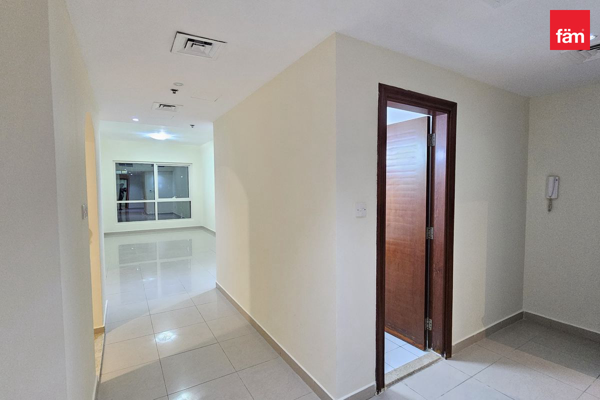 High Floor| Marina Facing | Canal View-6