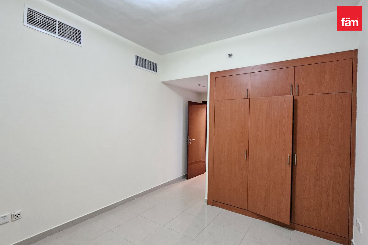 High Floor| Marina Facing | Canal View-7