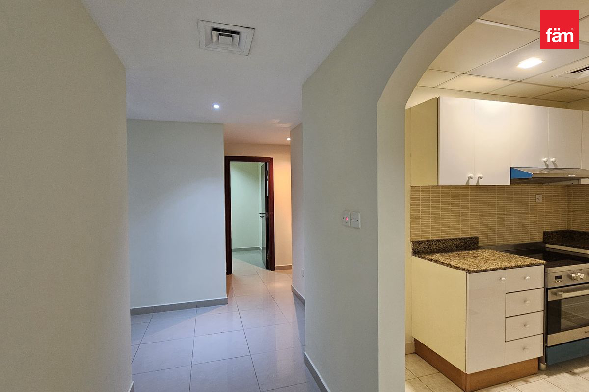 High Floor| Marina Facing | Canal View-9