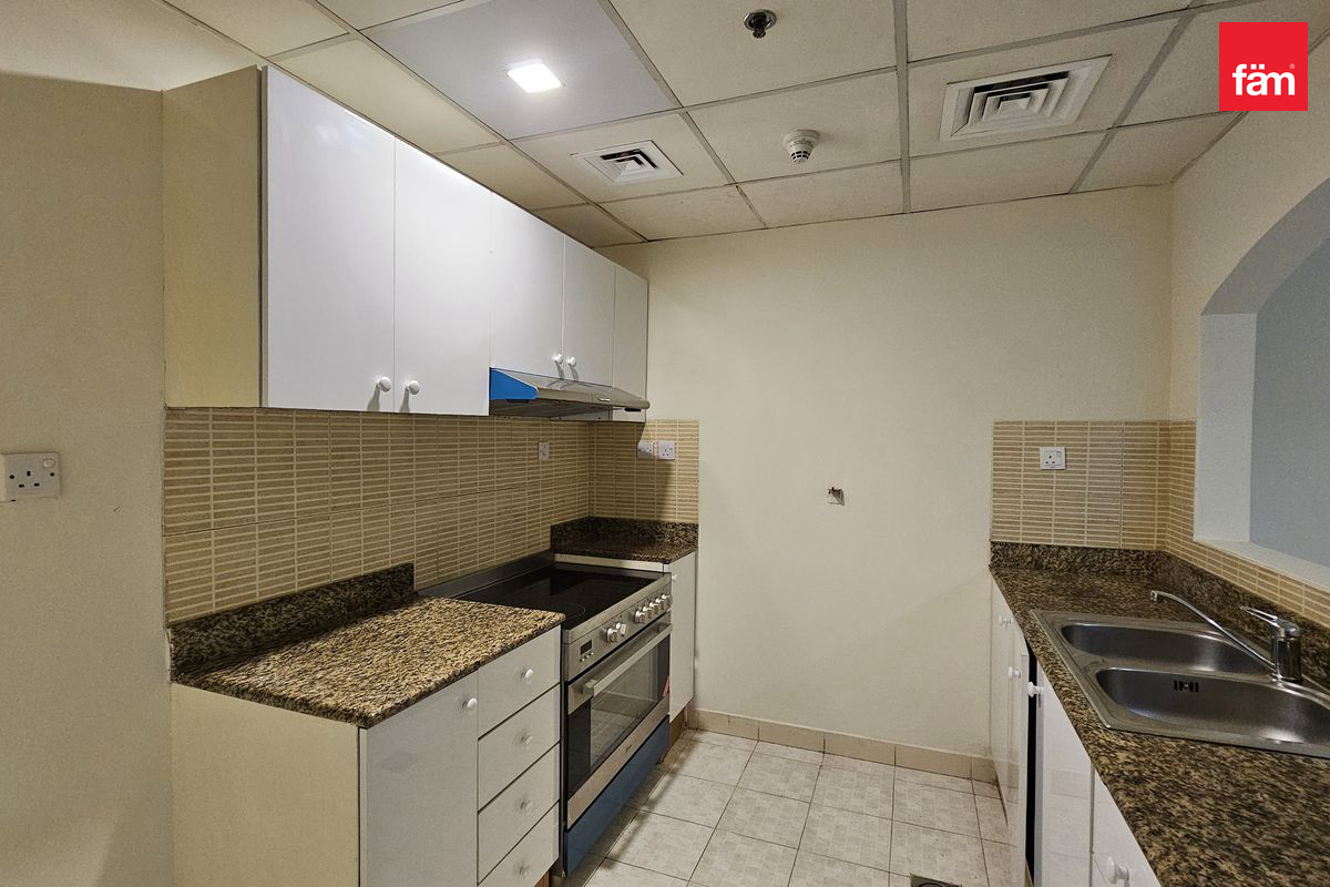 High Floor| Marina Facing | Canal View-10