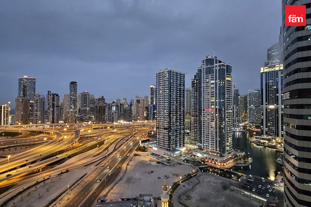 High Floor| Marina Facing | Canal View-16