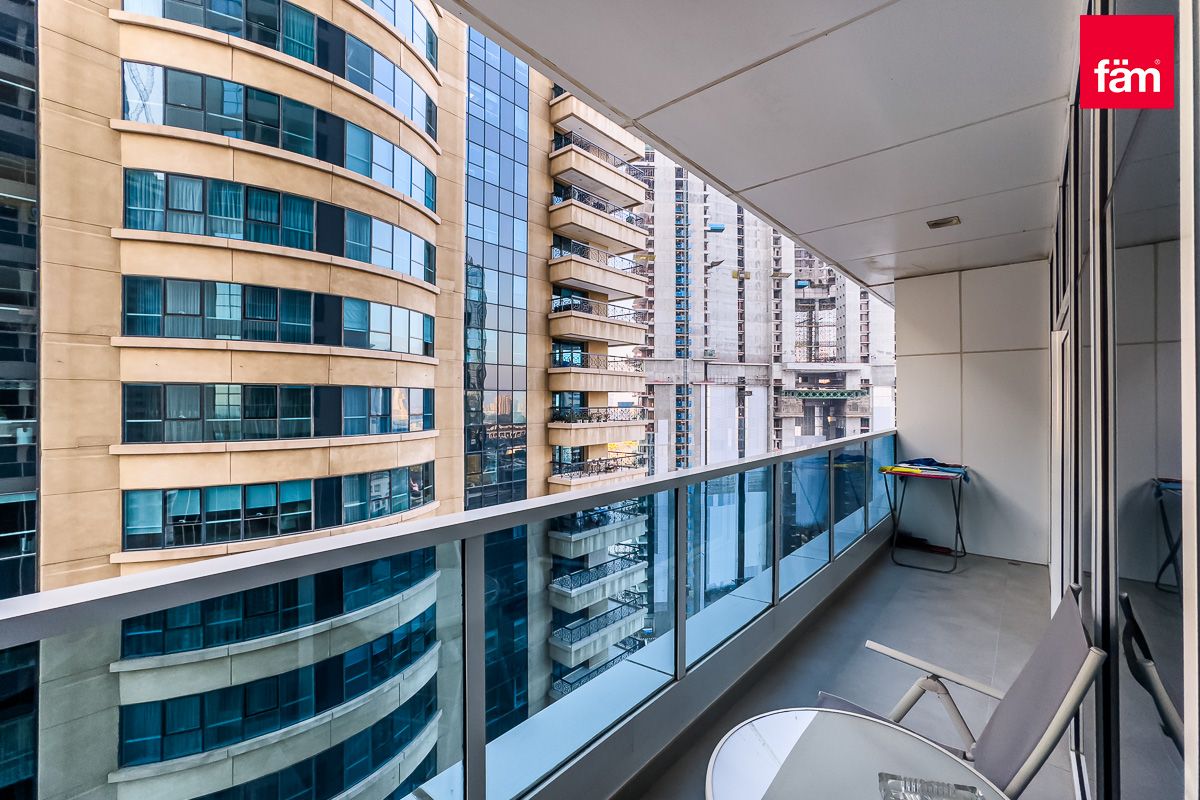 Spacious Layout | High Floor | Prime Location-11