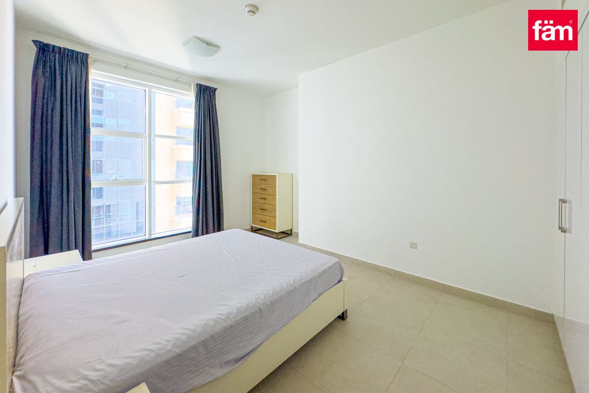 Spacious Layout | High Floor | Prime Location-10