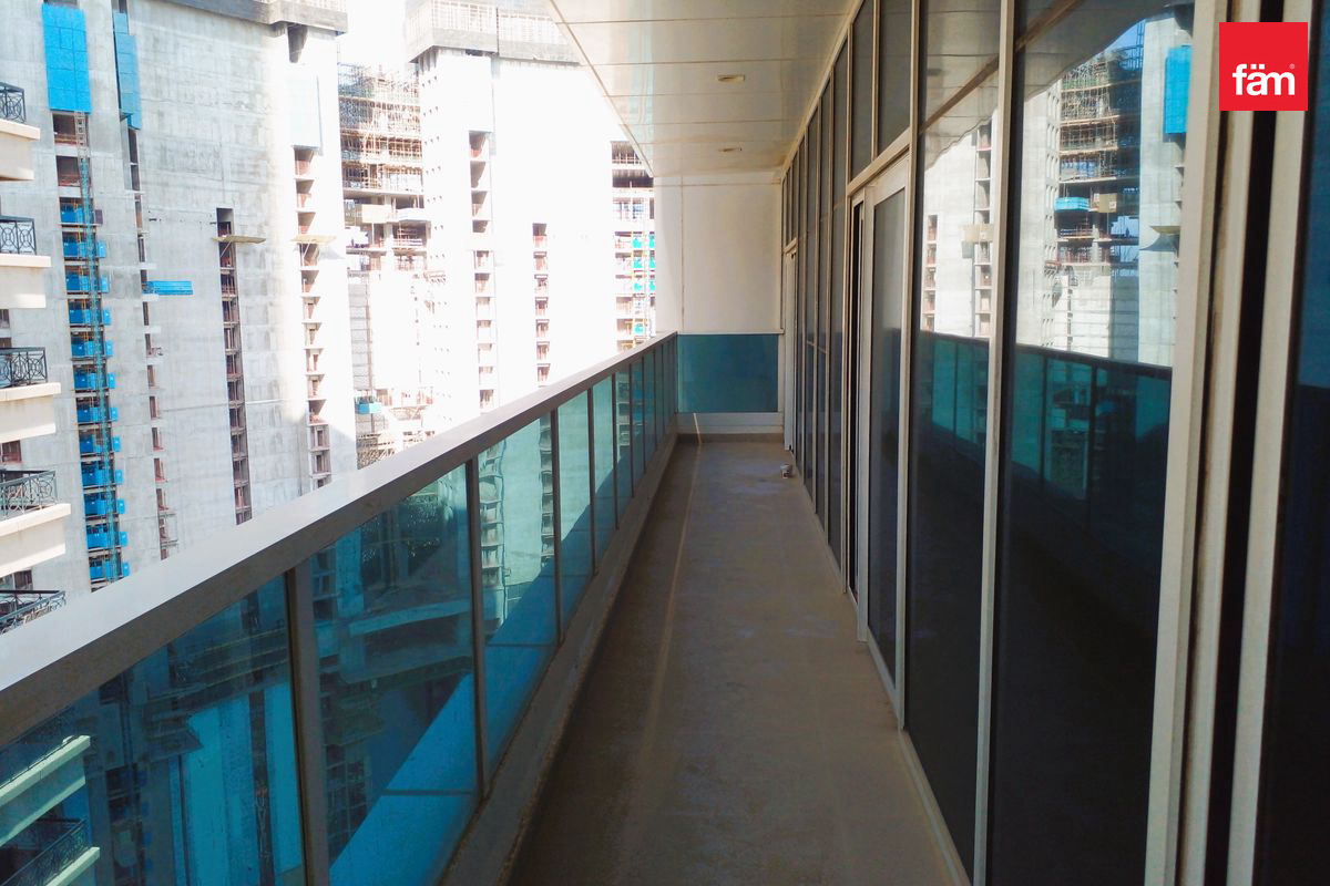 Prime Location | High floor | Luxurious-13