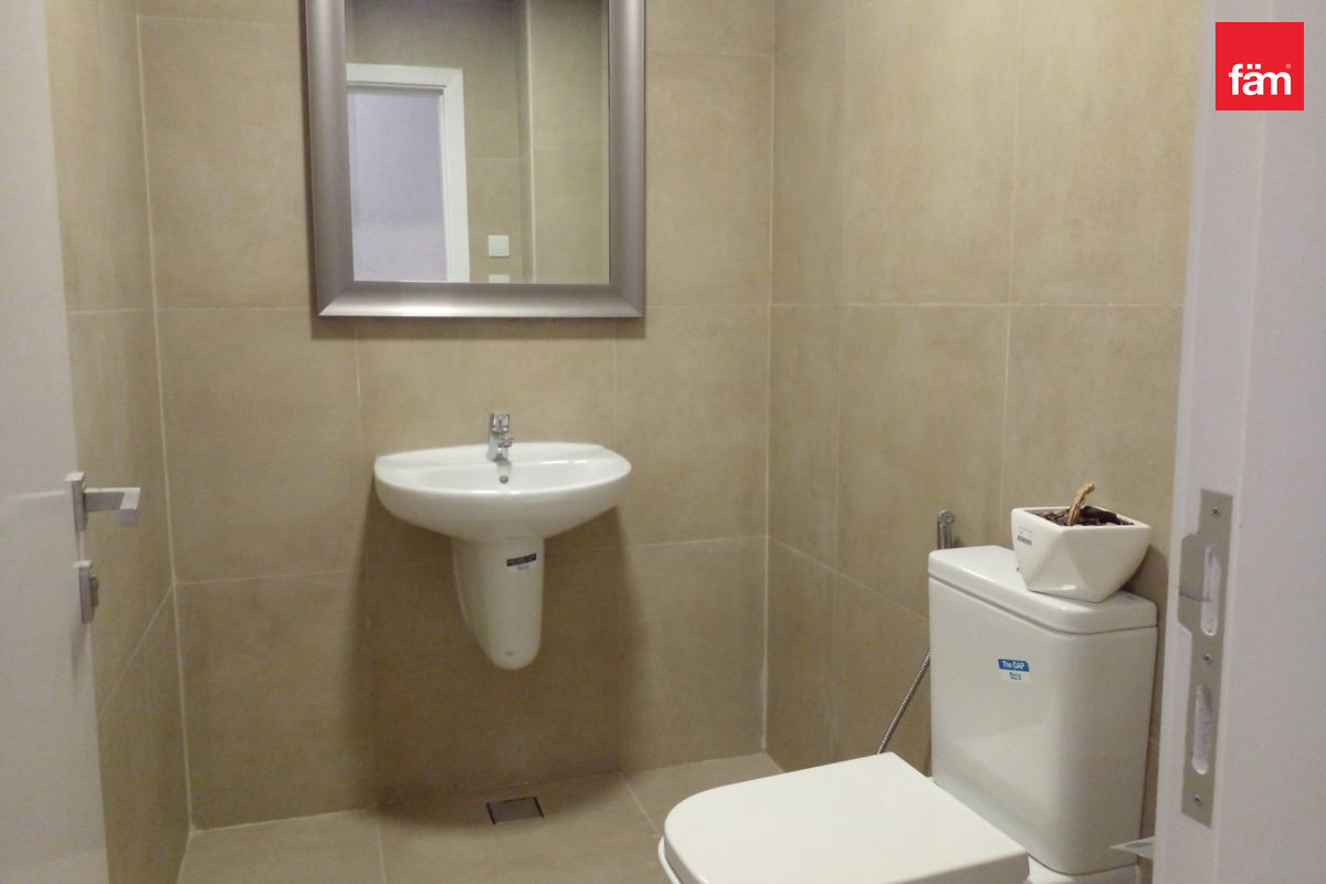 Prime Location | High floor | Luxurious-11
