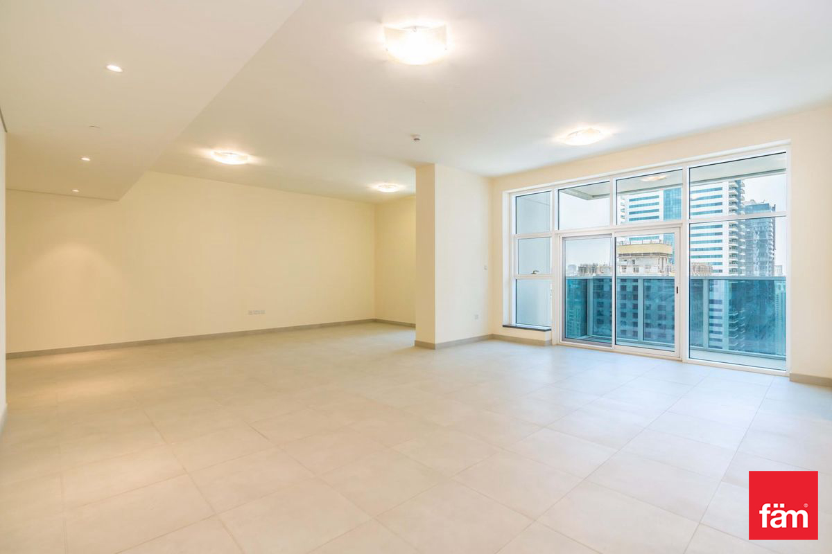 Price 3,462,500 AED 3 Bedroom Apartment for Sale in Marina Arcade