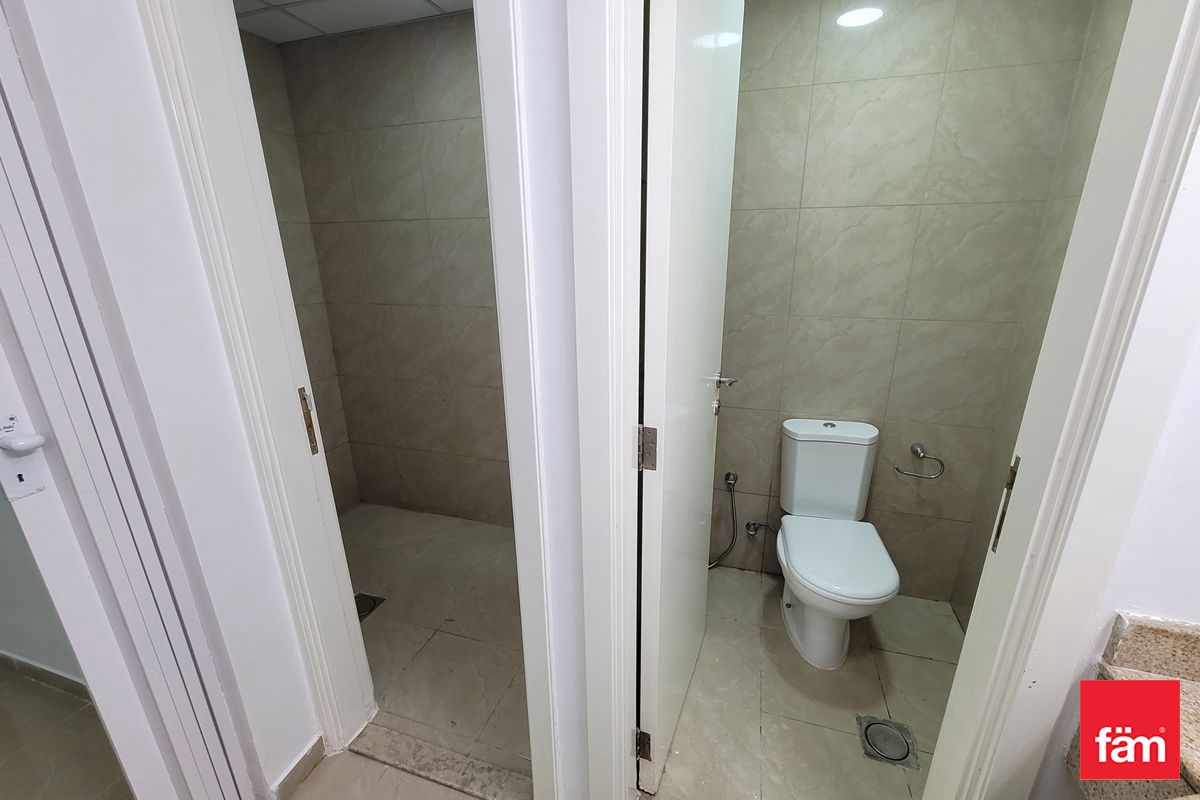 Sea Facing | Maid's Room | High Floor-17