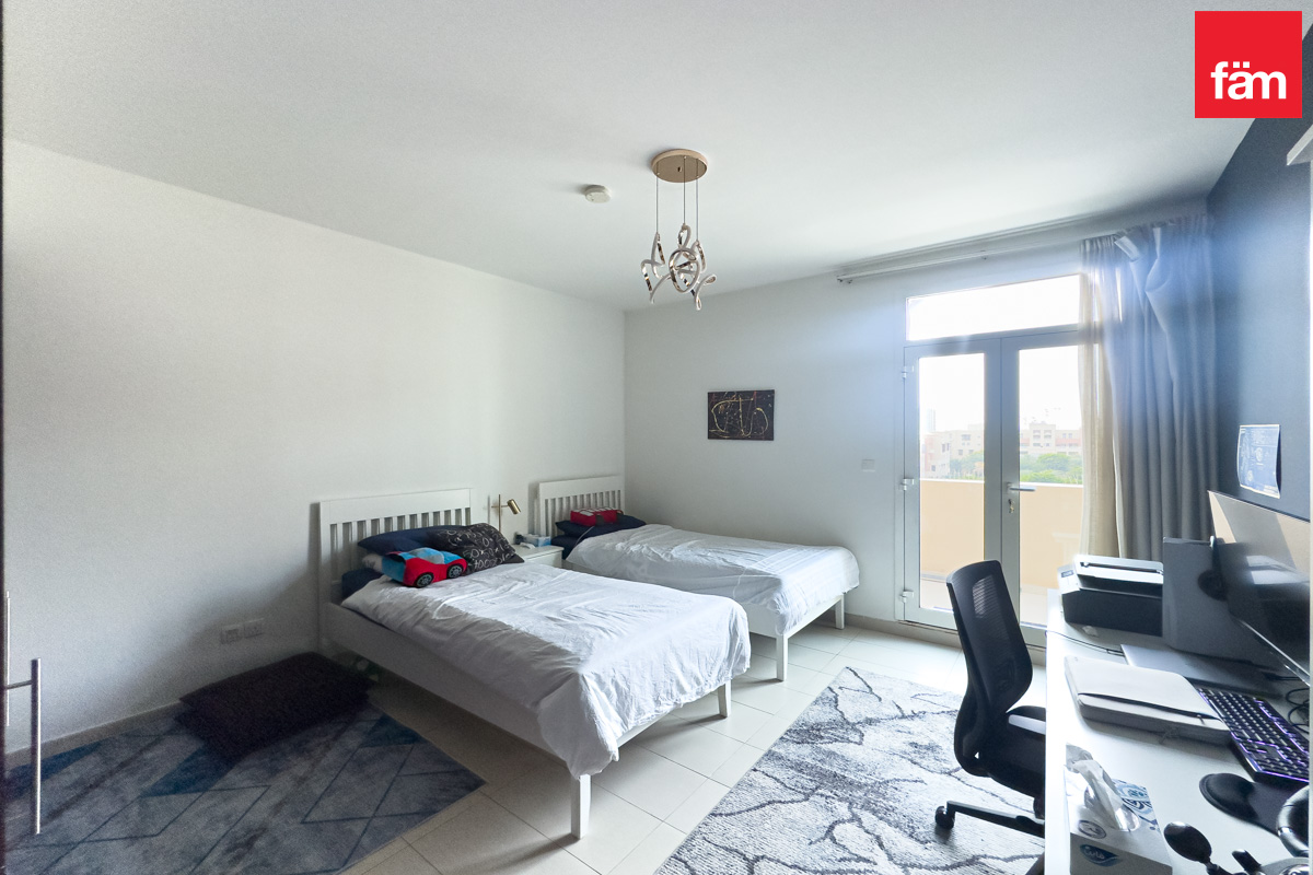 UPGRADED|PARK VIEW|METRO|MORTGAGE|GATED COMMUNITY-8