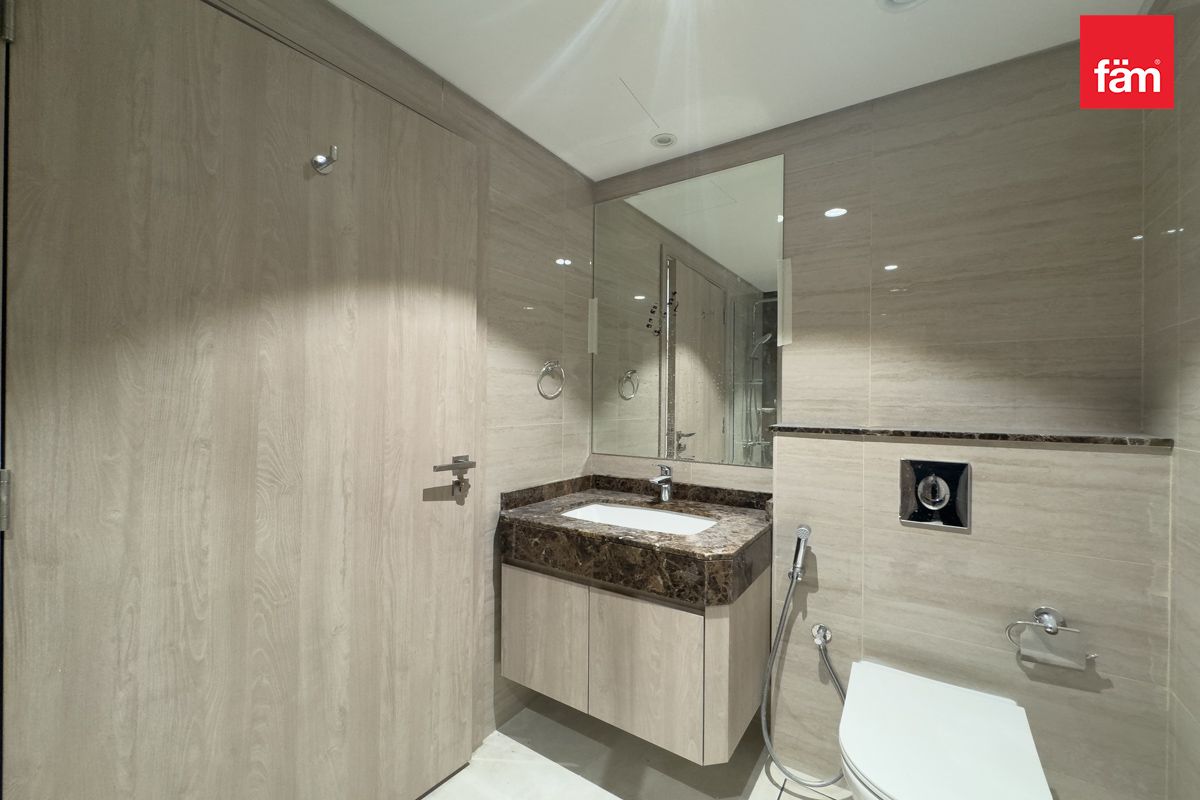 Next To Mall | Duplex | Jacuzzi On Roof-15