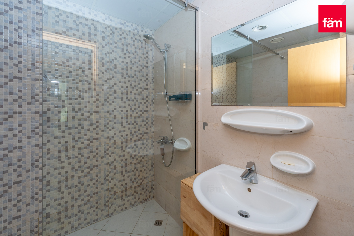Vacant |Fully  Furnished | Flexible Payments-11