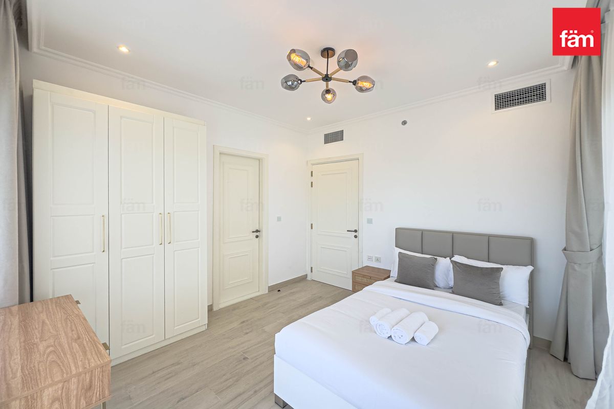 Park views| Fully furnished| Brand New| Spacious-14