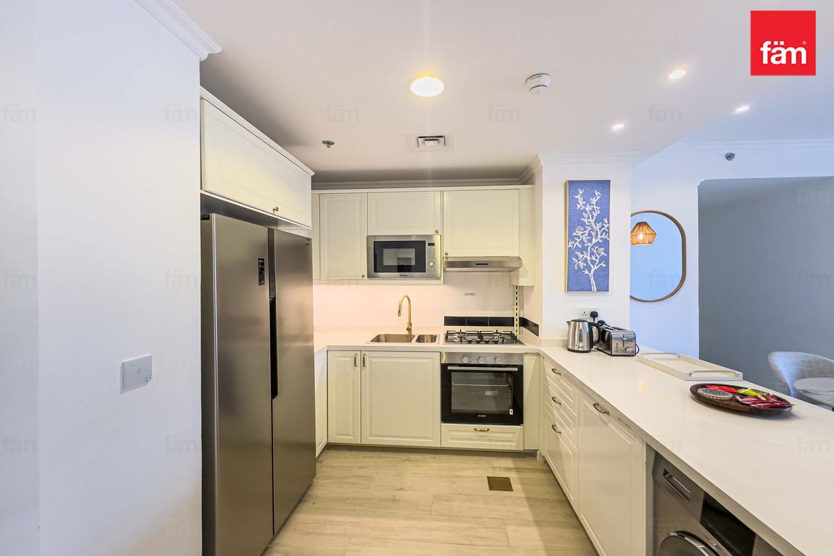 Park views| Fully furnished| Brand New| Spacious-10