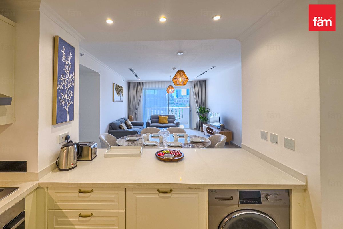 Park views| Fully furnished| Brand New| Spacious-11