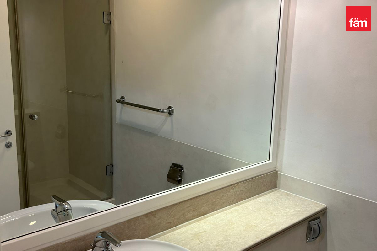 Vacant | Upgraded | Marina View-7