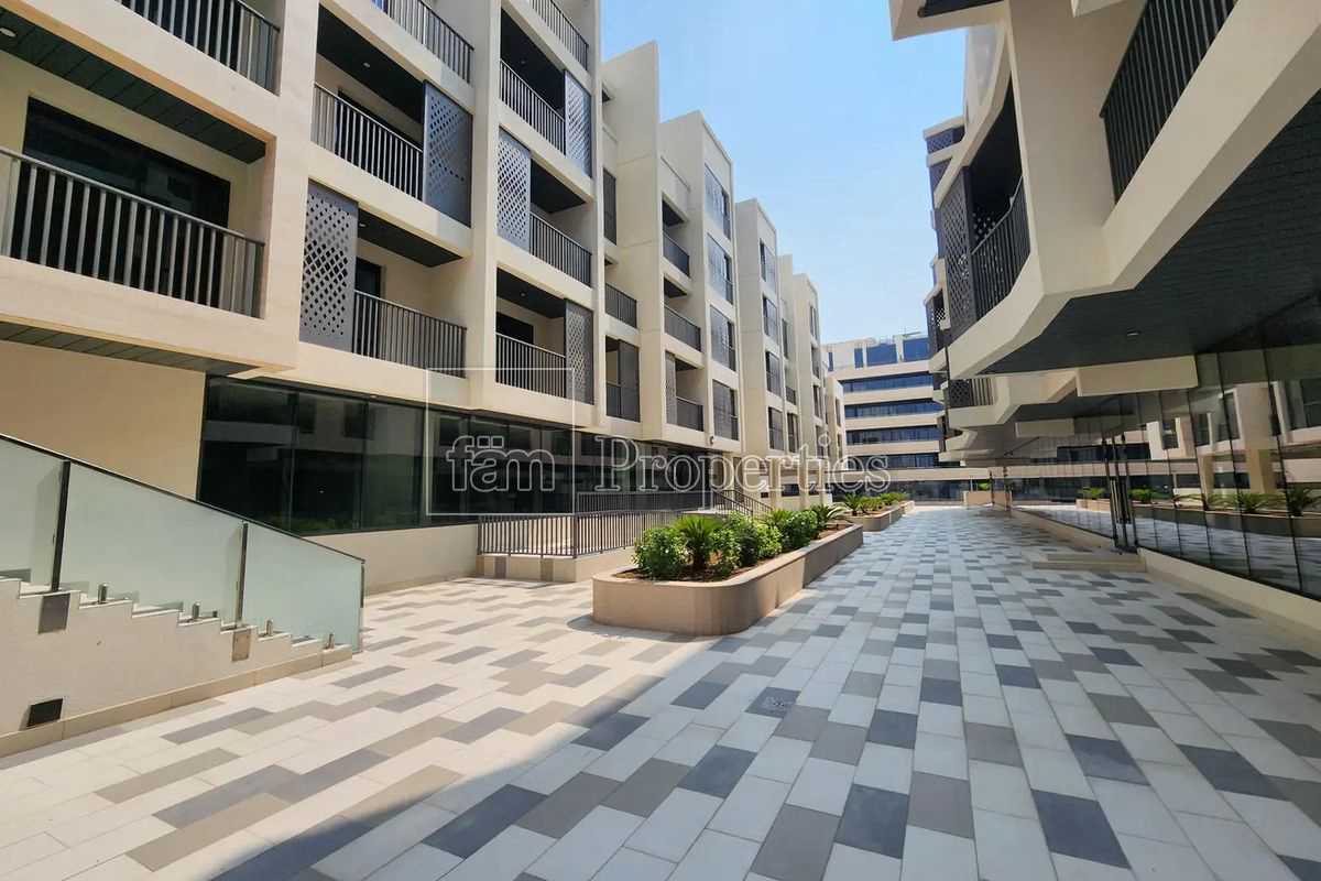 Price 82,000 AED 2 Bedroom Apartment for Rent in Nasayem Avenue 2