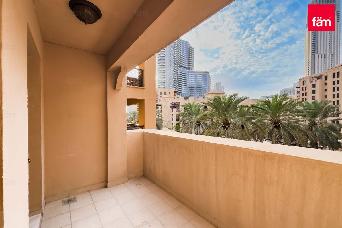 Pool View 2BR | 2 Balconies | Mid Floor | Miska-26