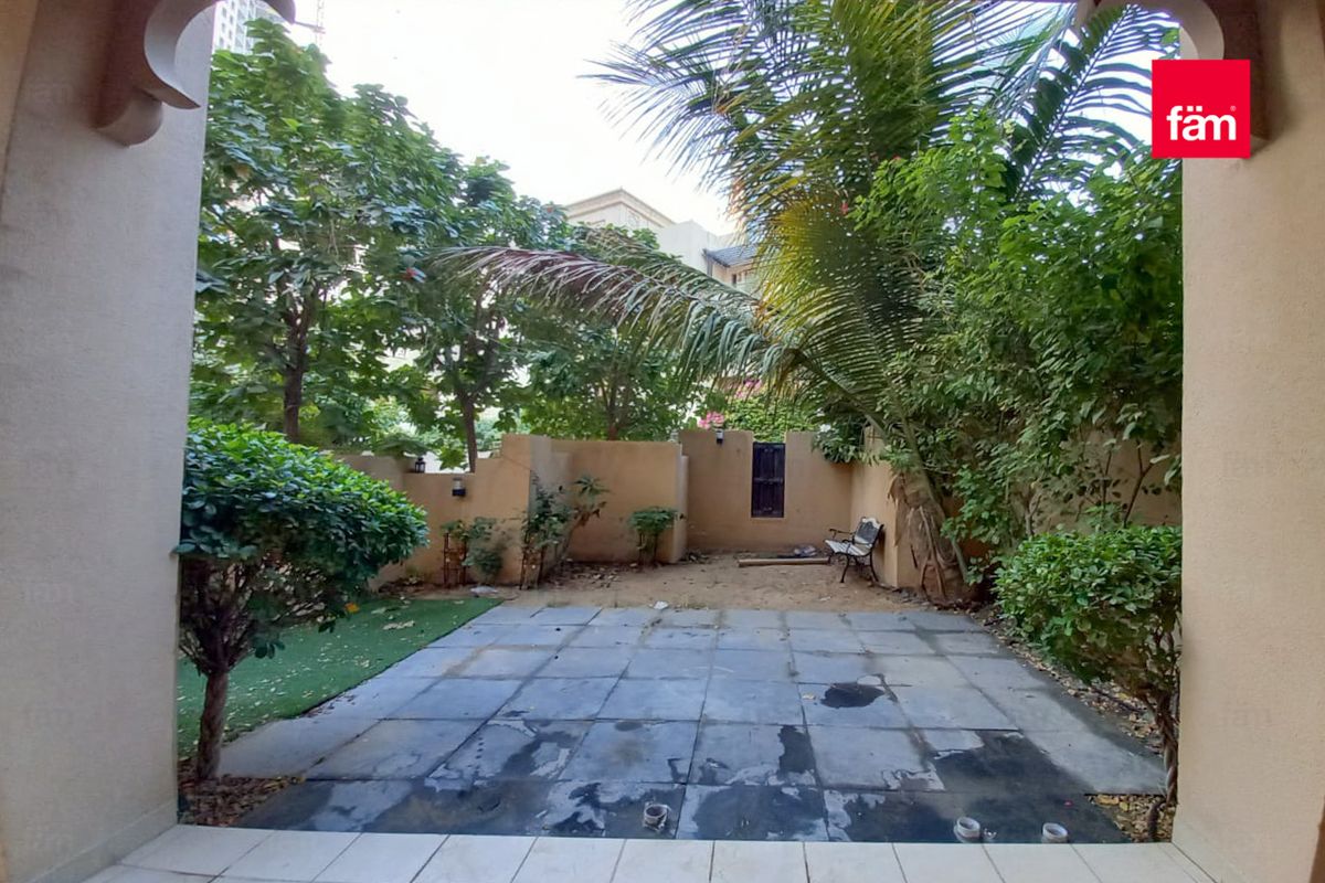 1 BHK For Sale | Closed Kitchen | Rented-11