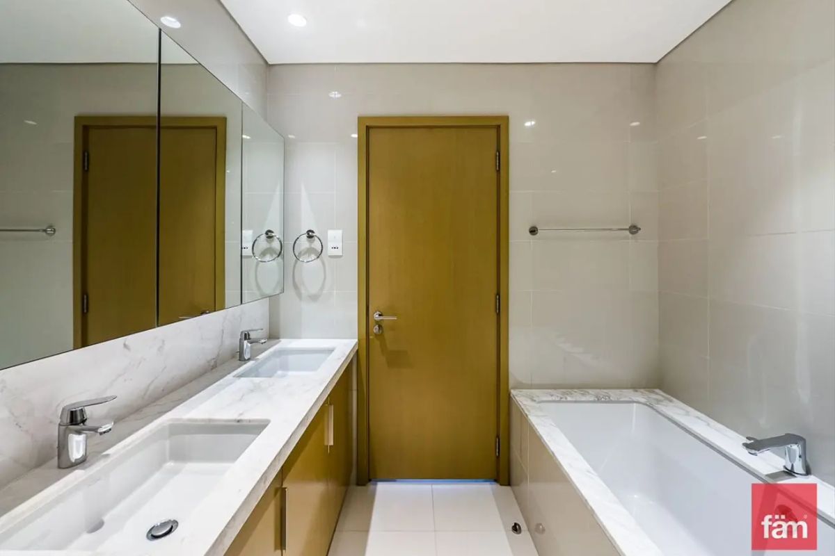 Spacious Layout | Pool View | Best Price | Emaar-12