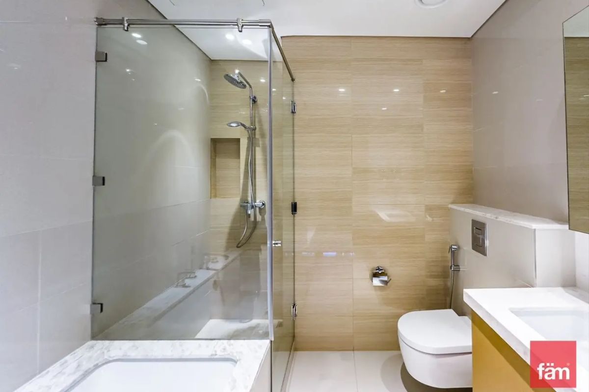 Spacious Layout | Pool View | Best Price | Emaar-11