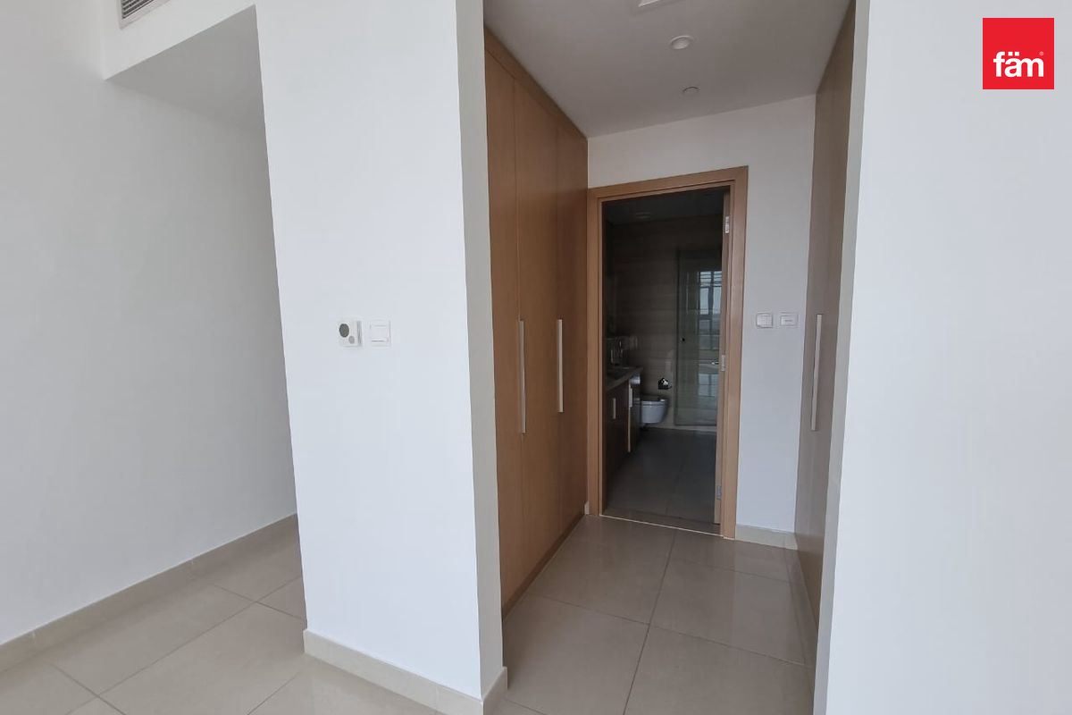 Spacious | Expert | Multiple Options | Emaar-15