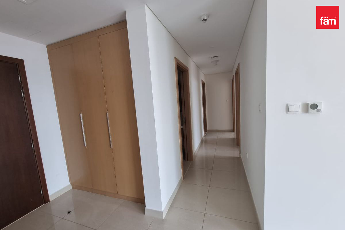 Close to Park | Chiller Free | Spacious & Bright-17