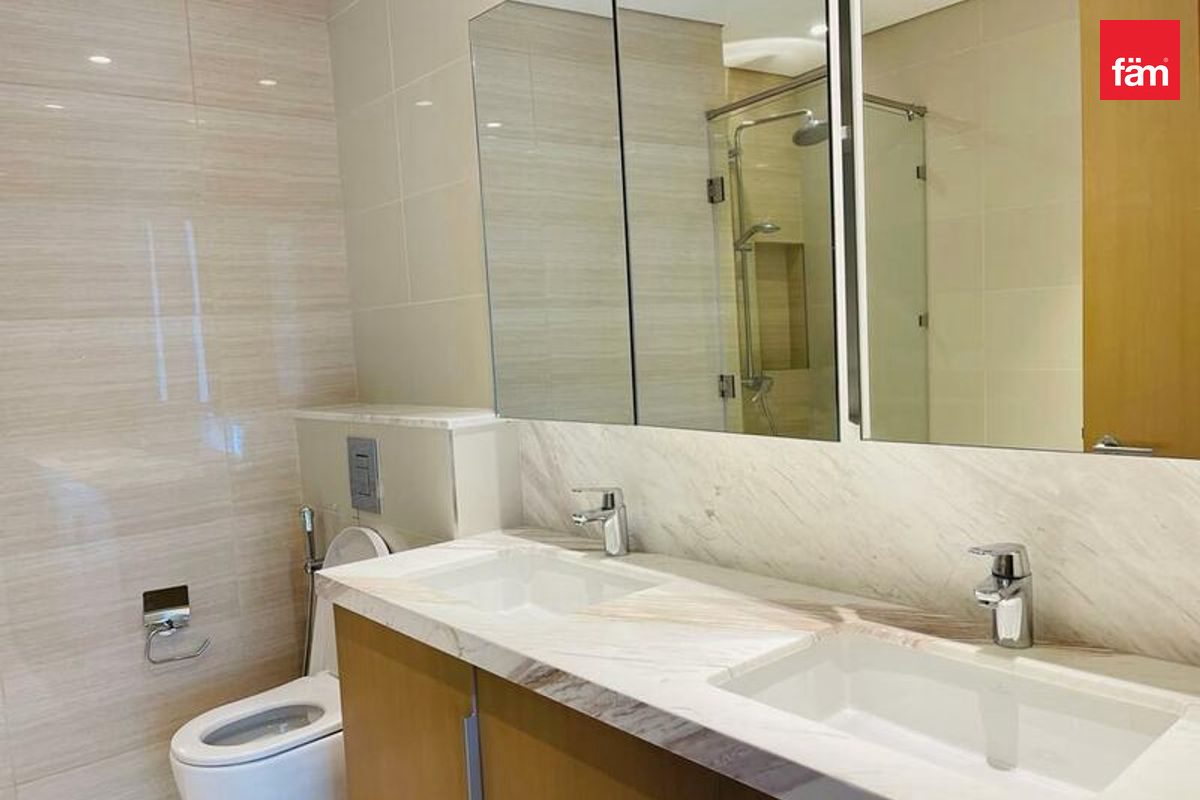 Spacious Layout | Pool View | Best Price | Emaar-13