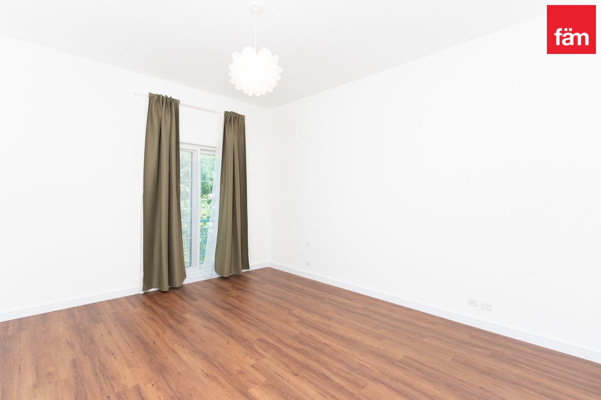 1 Bedroom | Spacious | Garden Facing-8