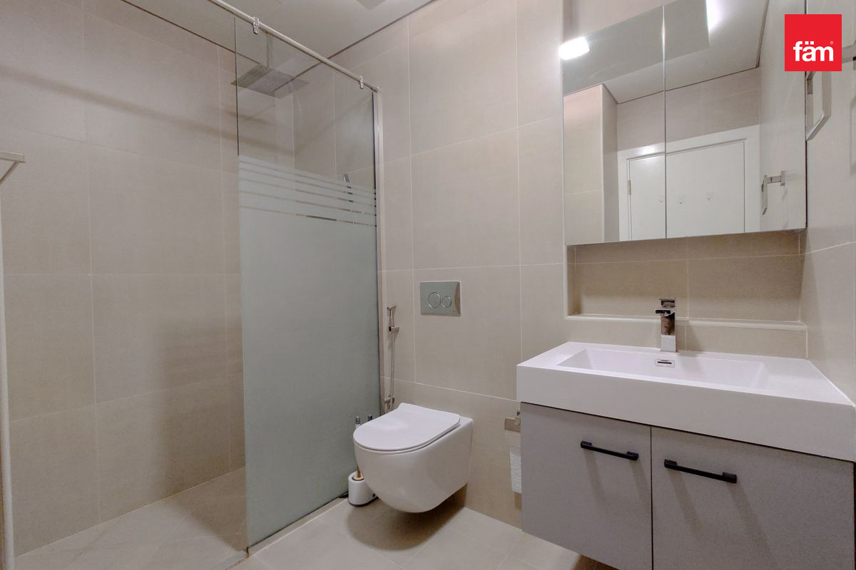 VACANT I PRIME LOCATION I FULLY FURNISHED-9
