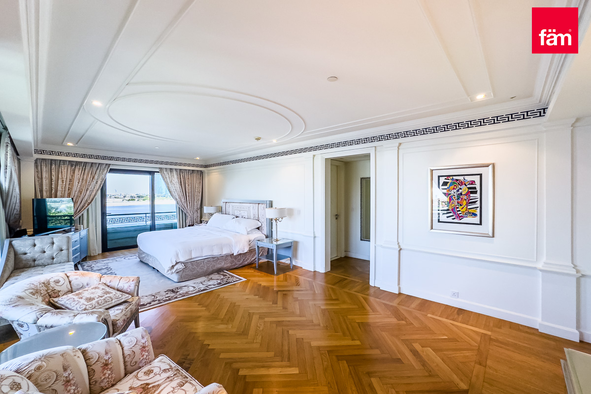 Best Views | Spacious layout | Branded Residence-8