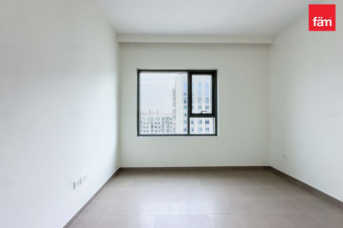 Burj View | Spacious Layout | Great Deal-6