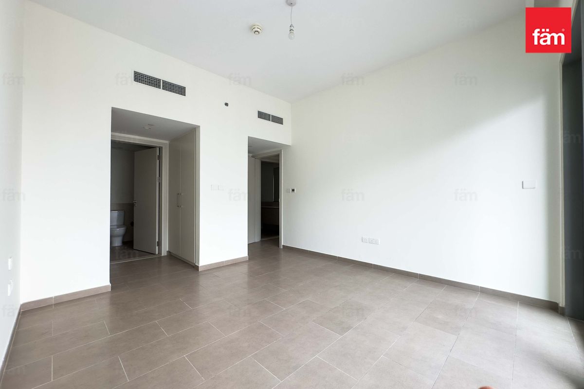 Burj View | Spacious Layout | Great Deal-12