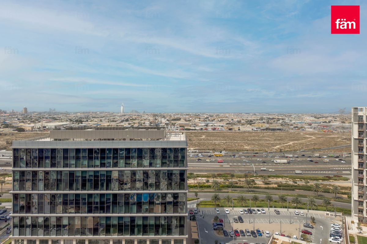 Vacant | Bright | Corner With Burj & Pool View-17