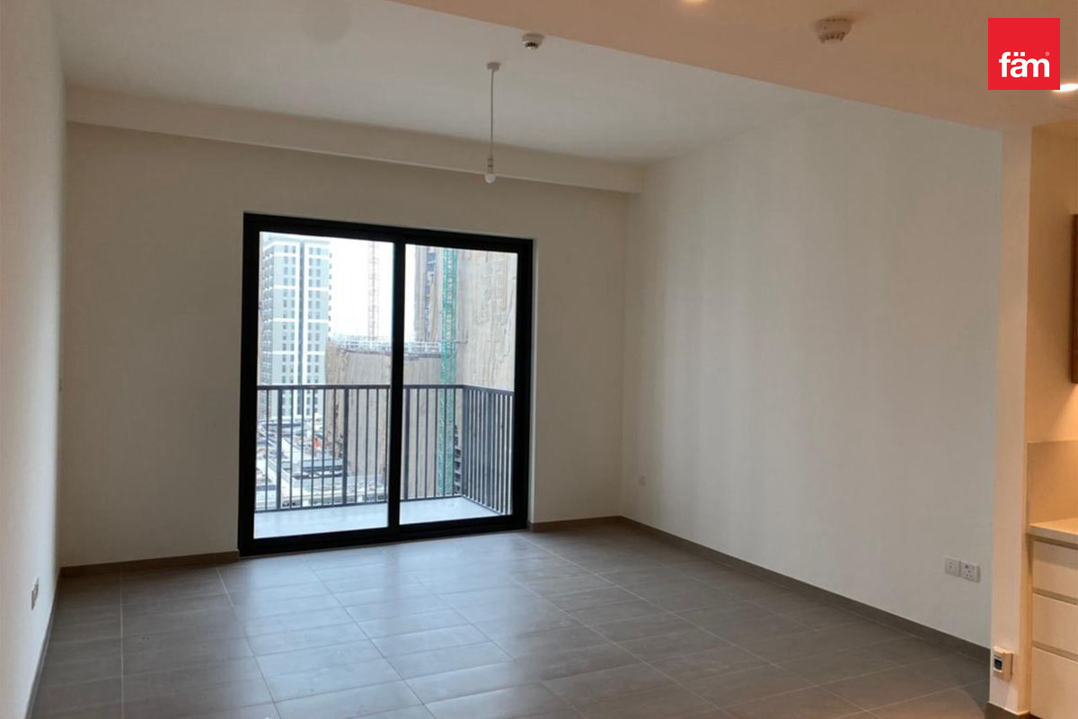 One Bedroom Unit | Mid Floor | Vacant 1st May-7