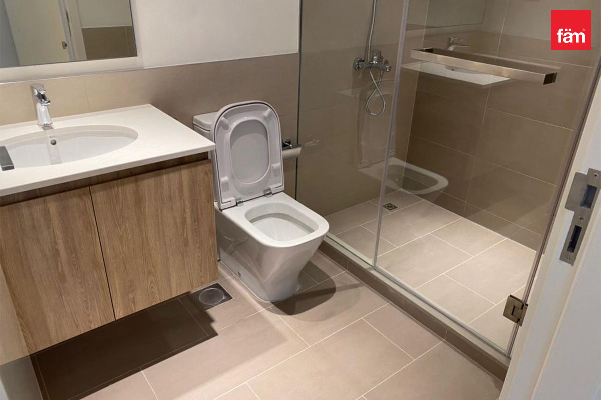 One Bedroom Unit | Mid Floor | Vacant 1st May-9