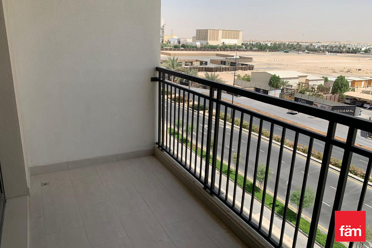 Price 674,999 AED 1 Bedroom Apartment for Sale in Parkside Apartments
