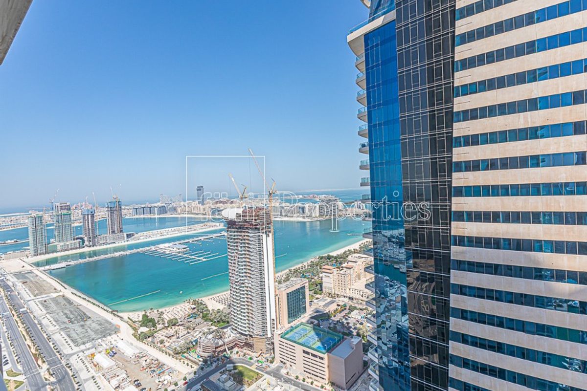 Price 130,000 AED 2 Bedroom Apartment for Rent in Princess Tower