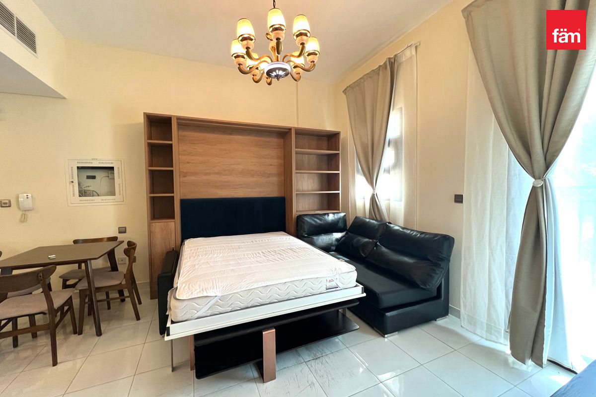 Pool View | Renovated | Brand new condition-9