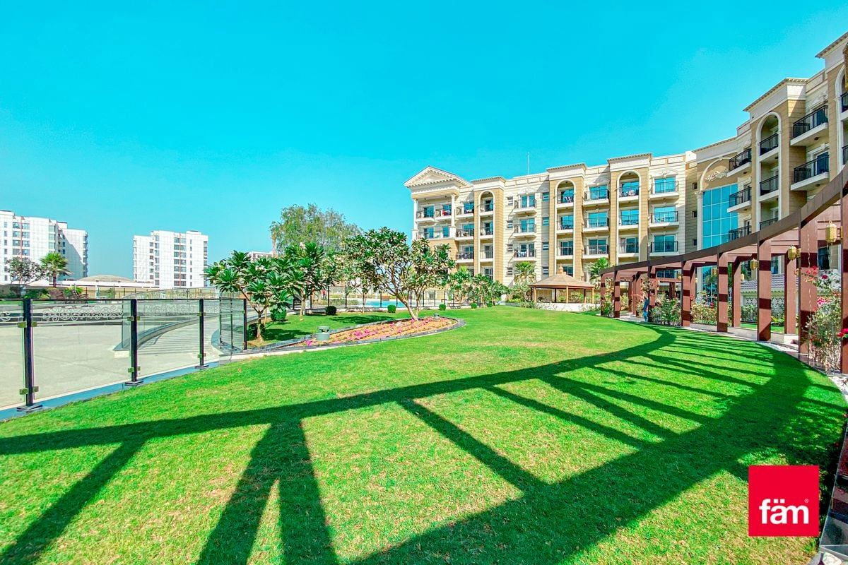 Pool View | Renovated | Brand new condition-13