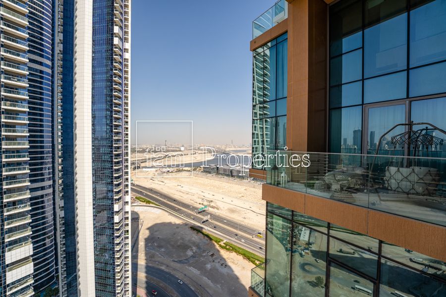 Price 2,400,000 AED 1 Bedroom Apartment for Sale in SLS Dubai Hotel