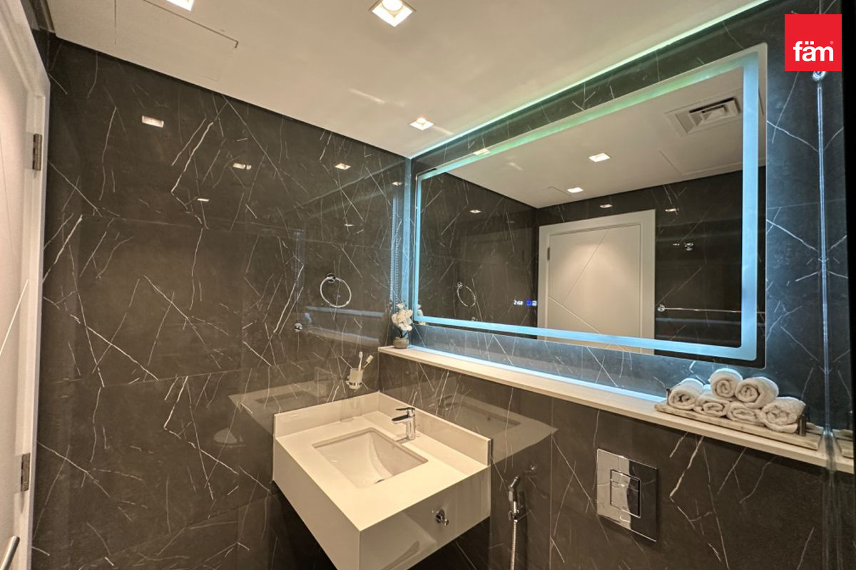 Fully Furnished I Private Pool | Amazing Unit-18