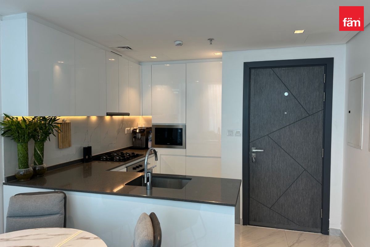 Fully Furnished I Private Pool | Amazing Unit-17