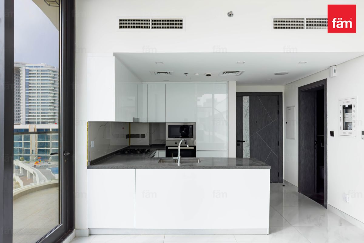 Private Pool | Corner Unit | Brand New | Vacant-9