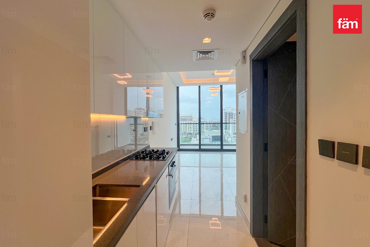 Stunning Pool view | Brand New | High Floor-7
