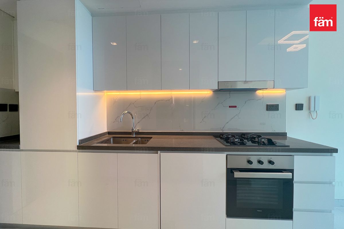 Stunning Pool view | Brand New | High Floor-8