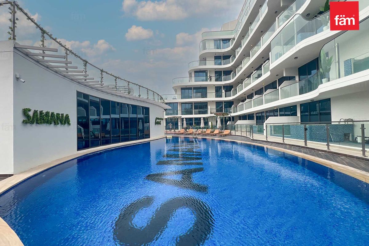 Stunning Pool view | Brand New | High Floor-18